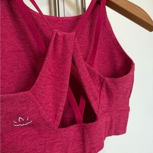 NWT! Beyond Yoga Fuchsia Space Dye Crisscross Back- XS